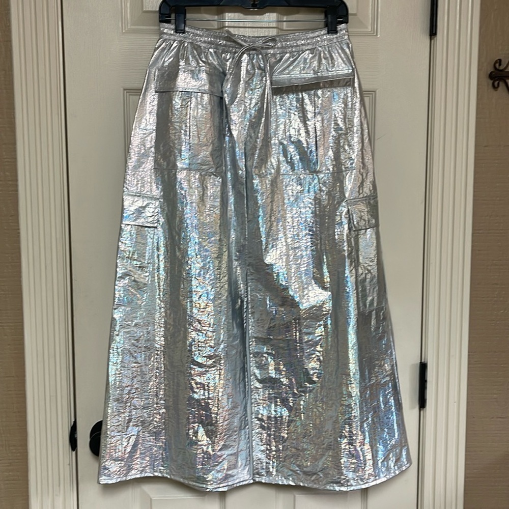 New Anthropologie Metallic Silver Shine Cargo Maxi Skirt Women’s Size Small - Picture 3 of 16